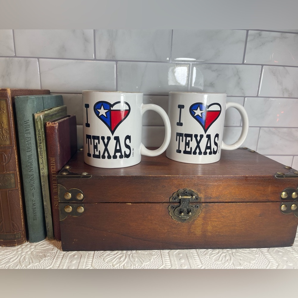 I Love TEXAS Set of Two Coffee Mugs